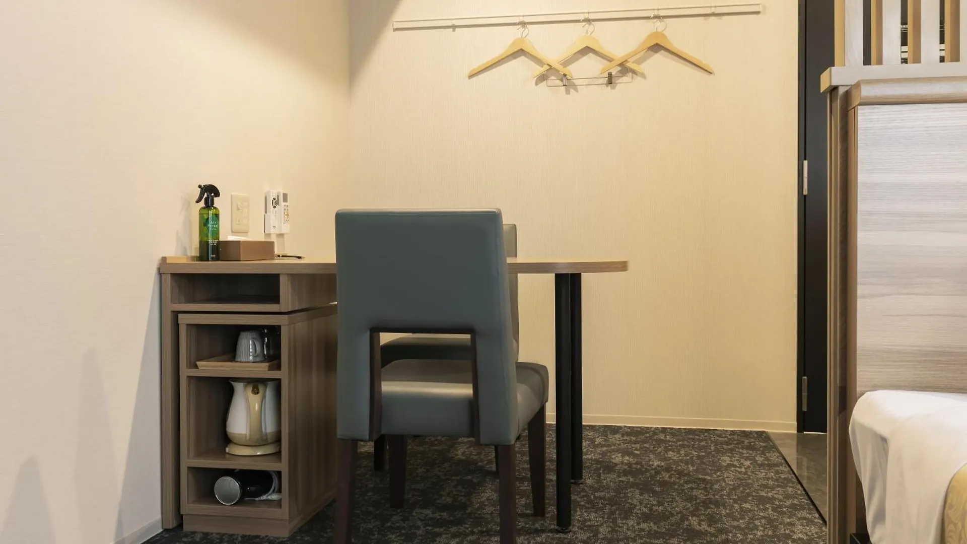 Kyoto Plaza Hotel Kintetsu Jujo 3*,  Giappone